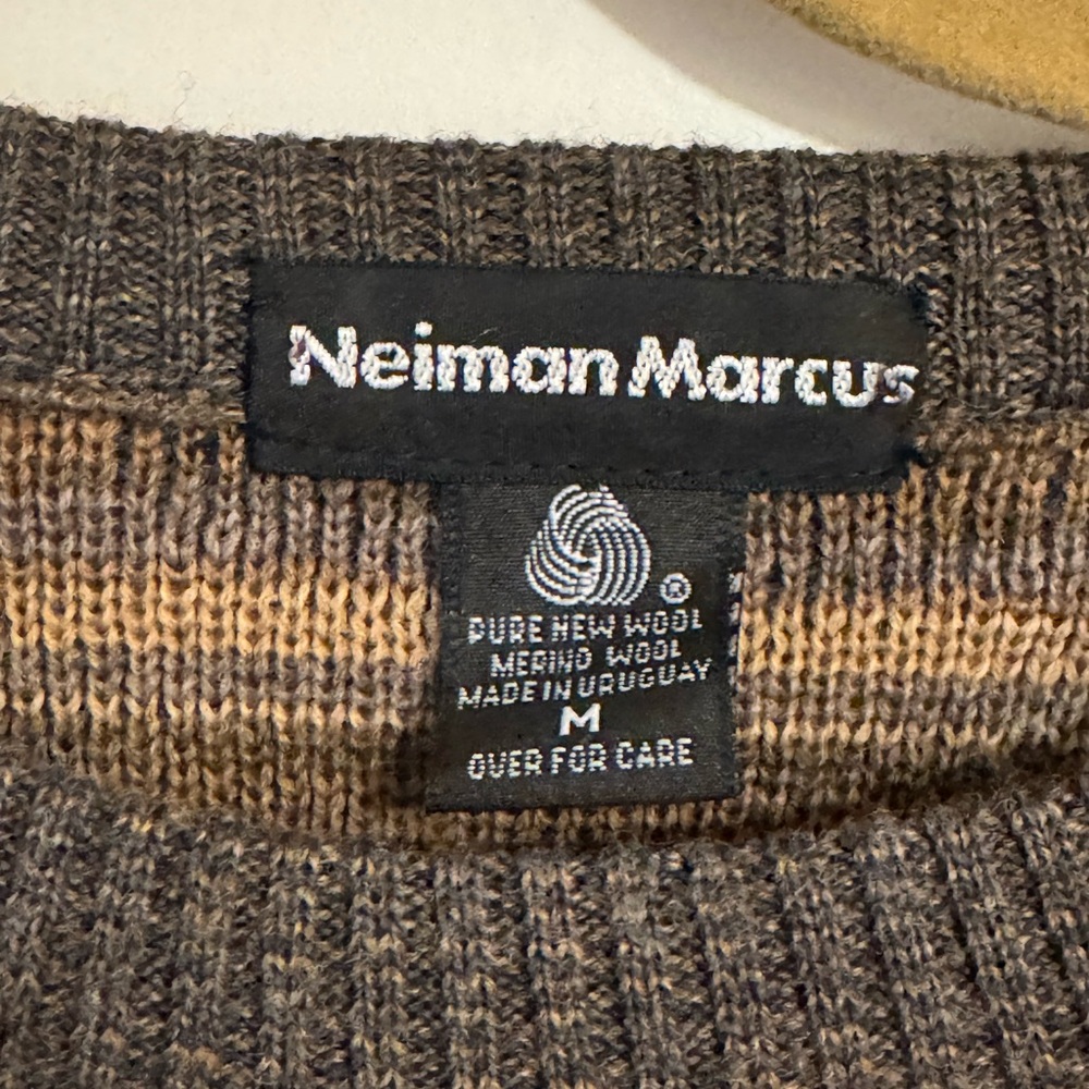 Neiman Marcus Multicolor Paisley Crewneck Sweater - Picture 4 of 4